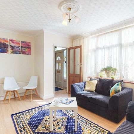 Orchards In Orpington Villa Екстериор снимка